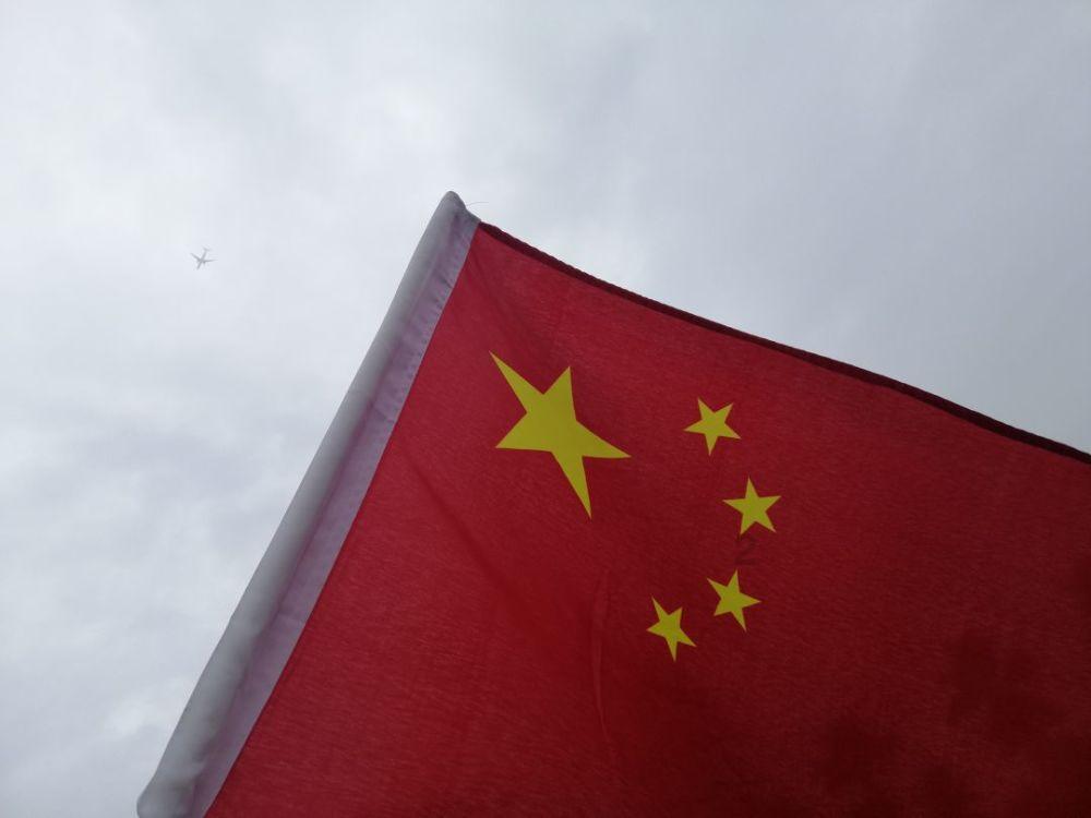 孤身走暗巷什么梗游戏画面