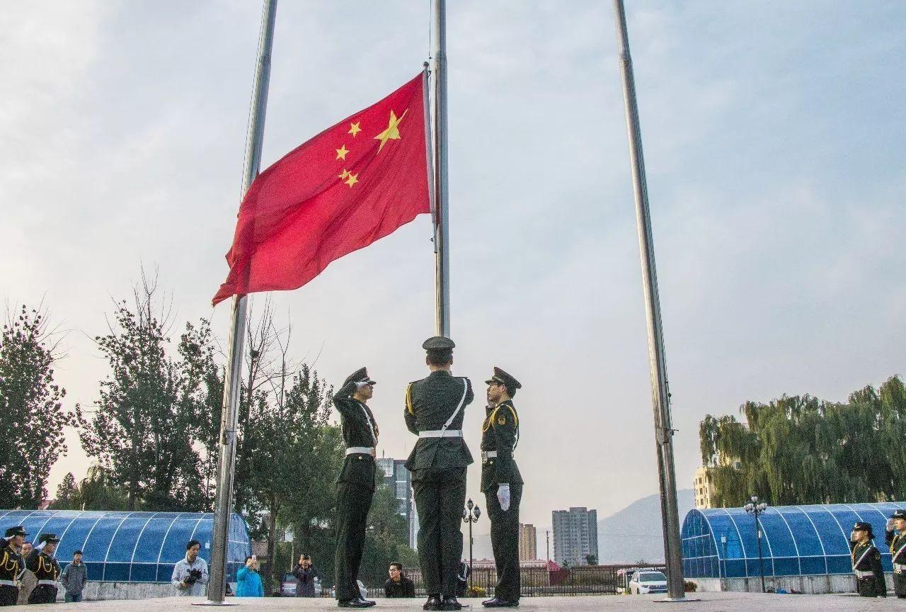 救援部落穴居人