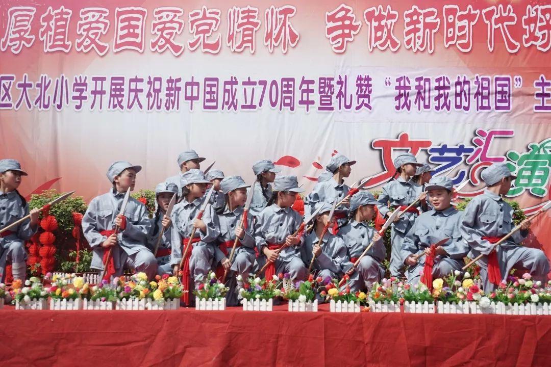 【两会·黔言】代吉祥委员：贵州职业教育要“走出去”