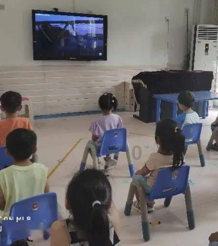 救援可爱小学生