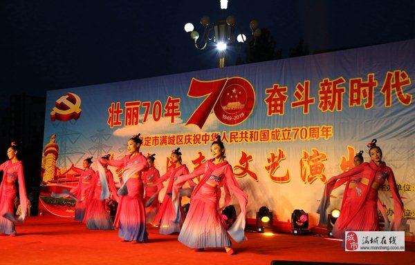 时尚POLO衫